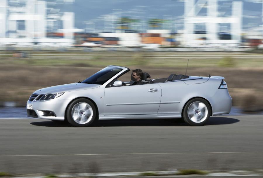  Saab 9-3 Convertible 2007 года  (фото 19 из 26)